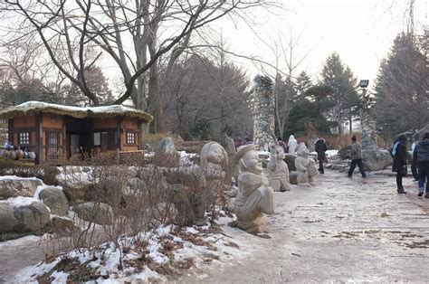 Pada musim sejuk 2015 kami dan beberapa rakan memilih untuk bercuti ke bandar pyeongchang. TX Travel Blog: Winter in Korea: Pemandangan Menjanjikan ...