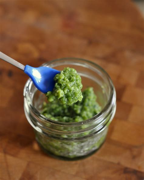 Also try combining green beans and peas for a fun flavor combination. How To: Make and Freeze Homemade Baby Food {Green Bean Purée}