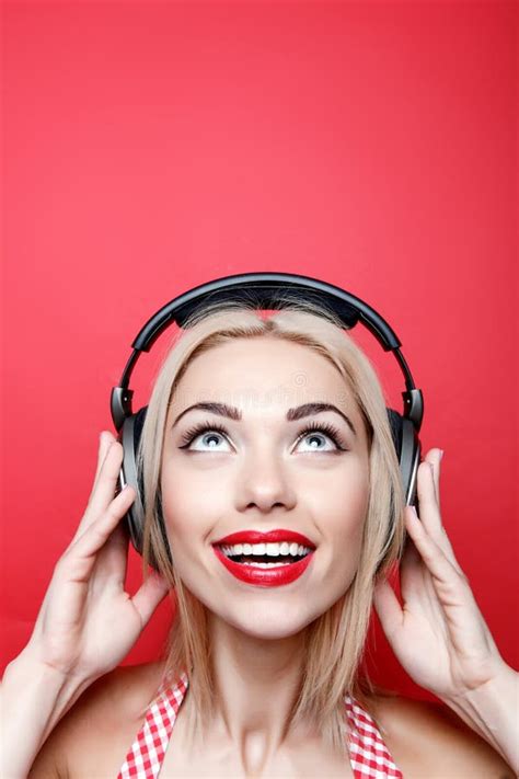 Young Blond Haired Woman With Headphones Stock Image Image Of Blond