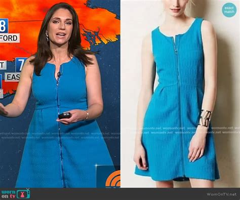 WornOnTV Marias Blue Textured Zip Front Dress On Today Maria Larosa