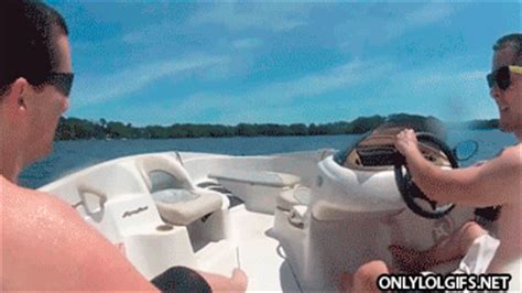 13 Awesomely Funny GIFs To Spice Up Your Weekend