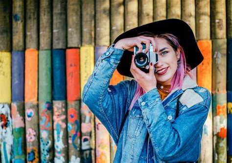 Premium Photo Image Of A Young Female Photographer Standing In Front