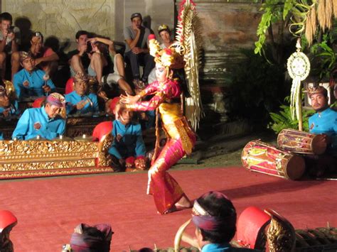 Sarongs Of Bali Part 2 The Dancers Andrea Schewe Design