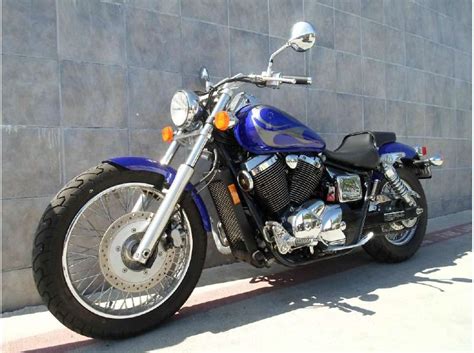 One look at the shadow spirit 750 is all it takes. Buy 2005 Honda Shadow Spirit 750 (VT750DC) on 2040motos