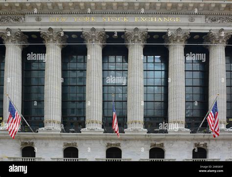 Ny Stock Exchange Hi Res Stock Photography And Images Alamy
