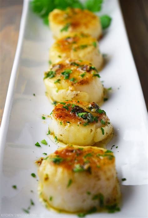 Pan Seared Scallops With Lemon Butter Recipe Scallop Recipes Food