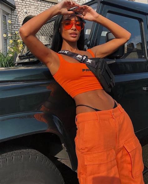 Orange Baddie Fit🧡 Uploaded By Murdermamacita Outfits Casual Mode Outfits Retro Outfits