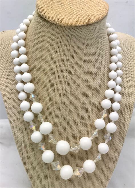 Vintage 1960s 2 Strand White And Clear Bead Necklace Etsy Beaded