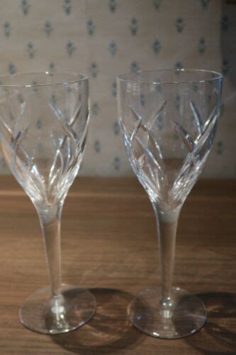 2 Waterford Crystal John Rocha Signature Wine Glasses 25cm Tall