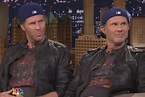 Will Ferrell e Chad Smith travam duelo de bateria