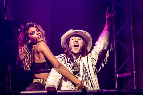 Kevin Clifton To Return As Stacee Jaxx In Rock Of Ages Uk Tour West