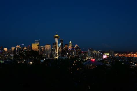 Night Time Seattle From Kerry Park Seattle Skyline Seattle Night Time