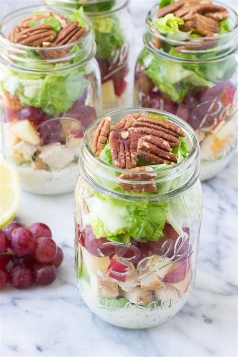 How To Make An Easy And Healthy Mason Jar Salad For Make Ahead Lunches