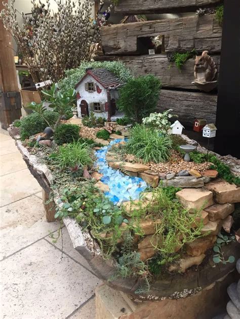 34 Lovely Beautiful Fairy Garden Design Ideas Hmdcrtn Indoor Fairy