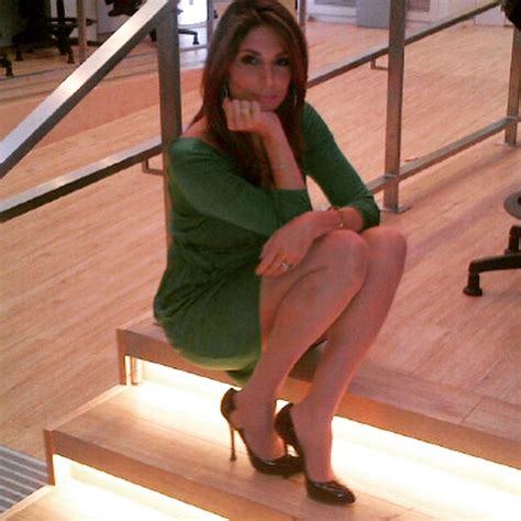 Women From Tv Pictures Nicole Petallides Legs