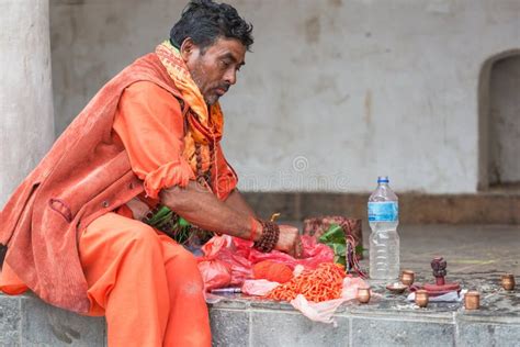 Hindu Brahmins Waiting People To Tie Sacred Threadsjanai Purnim