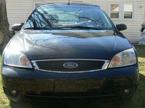 Purchase Used 2006 Ford Focus Zx4 Sedan 4 Door 20l Salvage In