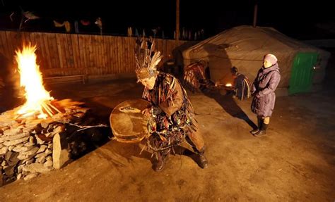 Shamans Of Siberia Pictures Bear Claws Photos Of The Week