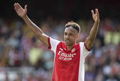 barcelona are not interested in signing arsenal s aubameyang