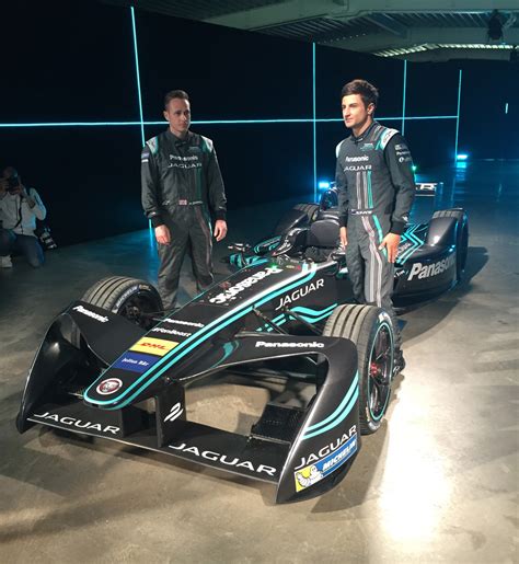 Jaguar Racing Presenta Su Equipo De Fórmula E