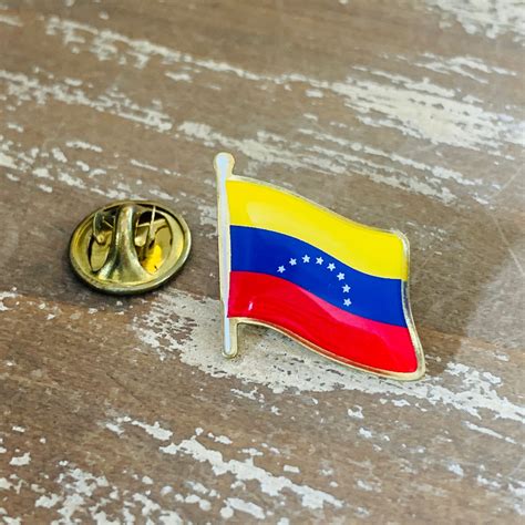 Venezuela Waving Flag Lapel Pin Made In Usa Etsy Uk