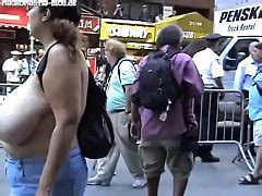 Topless Rally Chick Huge Tits Macromastia xxx Videos Porno Móviles