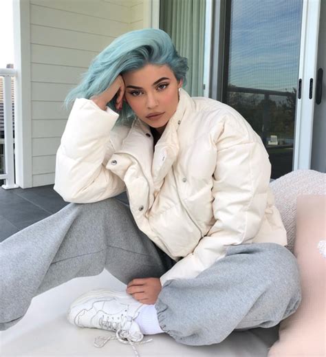 22 Best Kylie Jenner Hair Colors Kylie Jenner Rainbow Hairstyles