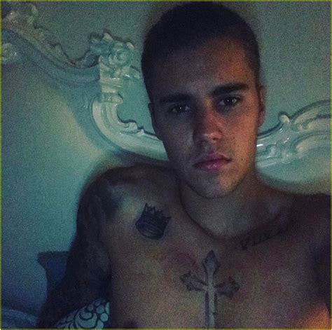 Justin Bieber Shares New Shirtless Photo Shows Off Calvins Photo