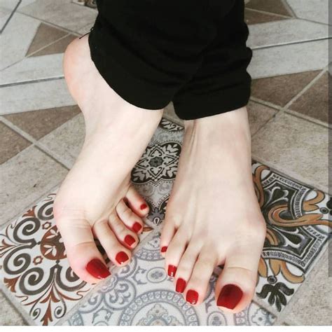 lackierte füße 🌈pin by dirk pardemann on füße sexy feet feet nails cute toe nails