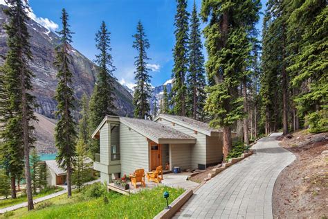 Moraine Lake Lodge 2022 2023 Canada Lodge Holidays