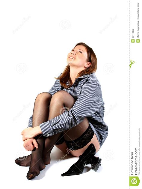lachende jonge vrouw in overhemd en zwarte kousen stock foto image of erotisch volwassen
