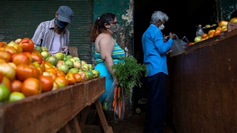 Una Nueva Resolución Permite A Los Campesinos Cubanos Vender La Totalidad De Sus Cosechas Al