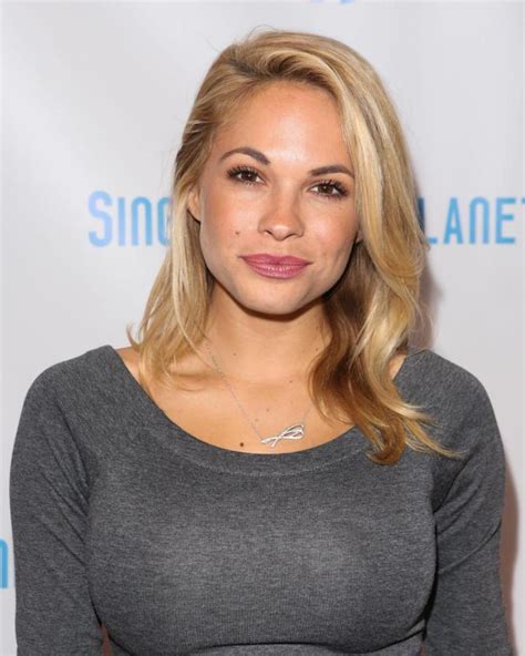 Dani Mathers Suspended From Job After Sharing Naked Photo Ny Daily News