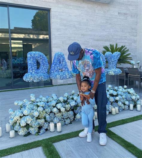 Kylie jenner's baby daughter, stormi webster, hasn't been on this earth for very long, but the world is already so obsessed with her. Stormi X Travis | Kylie jenner instagram, Travis scott ...