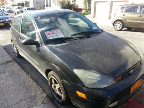 Purchase Used 2003 Ford Focus Zx3 Hatchback 3 Door 23l In Jamaica New
