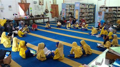 Program Jom Baca Bersama 10 Minit Perpustakaan Desa Tambun Tulang Perlis