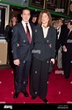 LOS ANGELES, CA. c. 1993: Schauspieler Robert Downey Jr & Ehefrau ...
