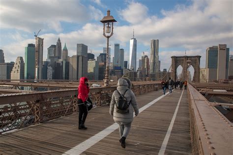 Take Brooklyn Bridge Walking Path To See The New York Skyline Photos