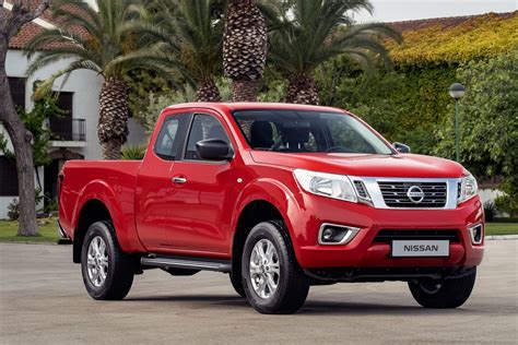 Nissan Navara Double Cabin