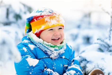 What To Do When Its Freezing Outside Play In The Snow 6 Things You Gotta Know First Fun