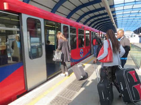City Airport To London Tube Dlr Bus Taxi Compared