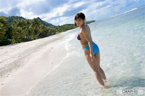 Girlz Pic Aya Hirai On The Beach