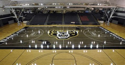 Oakland University Unveils Its New Blacktop Basketball Court