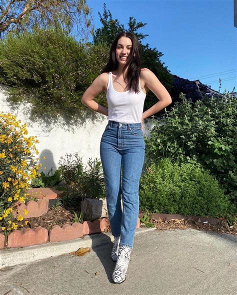 2053 Mil Me Gusta 13 Comentarios Adelaide Kane Adelaidekane En Instagram 🌻 Fashionnova