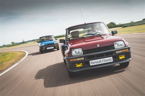 Renaults Lively 5s Gordini Turbo And Turbo 2 On Track Classic