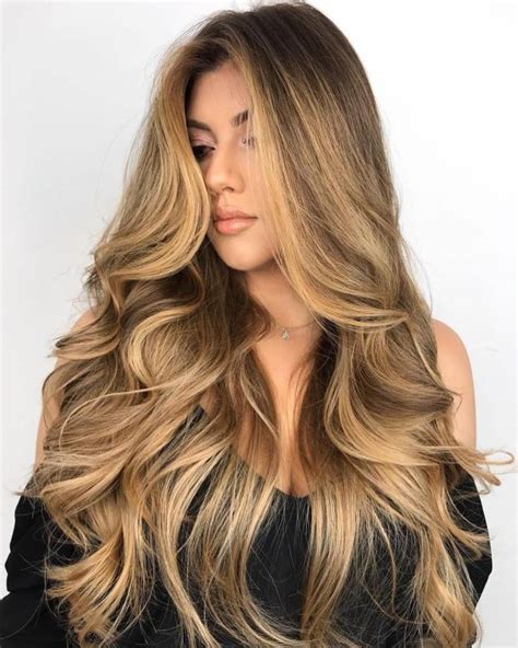 28 absolutely stunning honey blonde hair color ideas