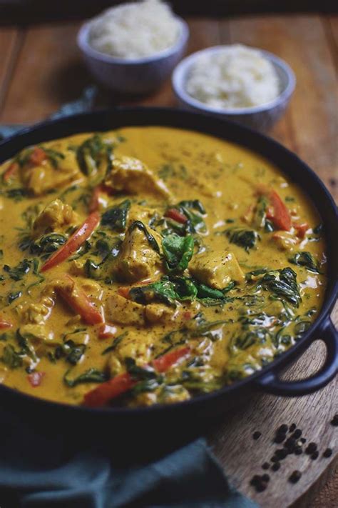 + tipps und rezepte zur zubereitung. Chicken-Spinat-Curry: Soulfood leicht gemacht | Rezept ...