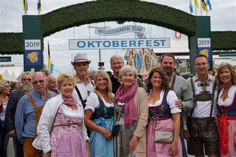 German Clubs At Oktoberfest Munich Germany Oktoberfest Tours