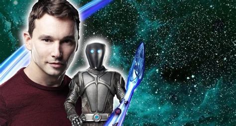 Mark Jackson Interview The Orville Actor Discusses Bringing Humanity To His Robotic Role And