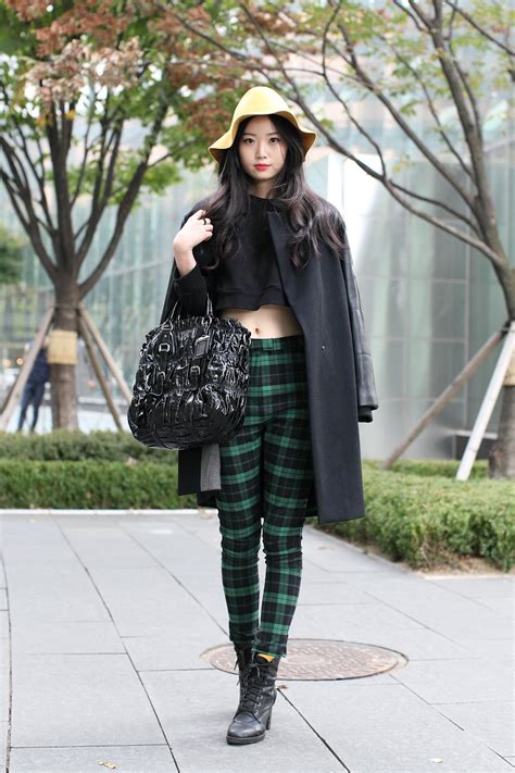 South Korea Street Style - Seoul Fashion Week